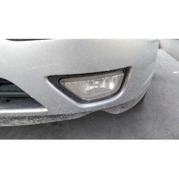 ford focus berlina (cak) del año 2001