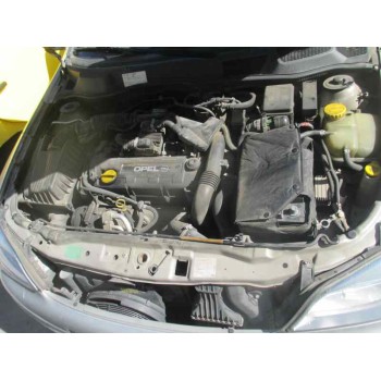 opel astra g berlina del año 2000