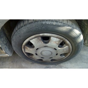 seat ibiza (6l1) del año 2002