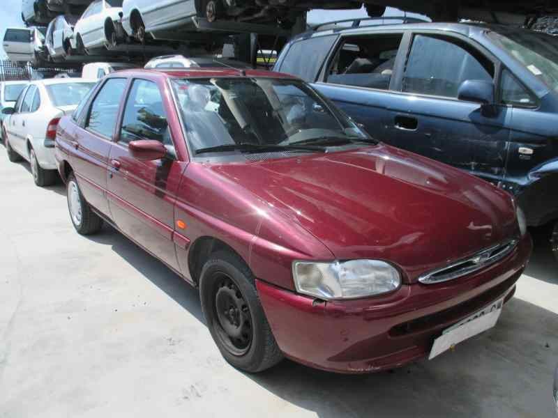 ford escort berlina/turnier del año 1995