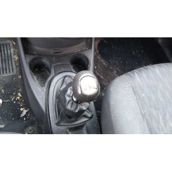 ford focus berlina (cak) del año 2001