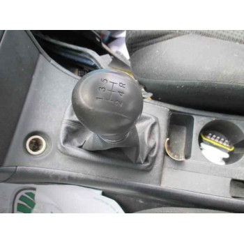 toyota corolla (e12) del año 2005