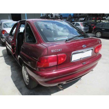 ford escort berlina/turnier del año 1995