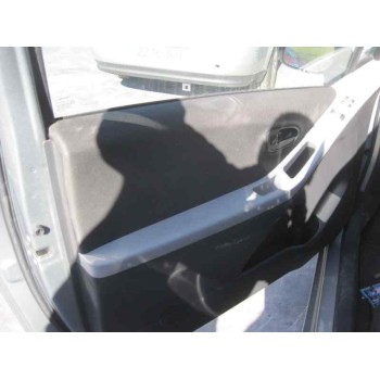 toyota yaris del año 2010