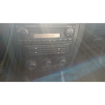 seat ibiza (6l1) del año 2002