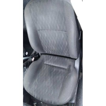 ford focus berlina (cak) del año 2001