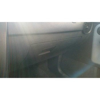 seat ibiza (6l1) del año 2002