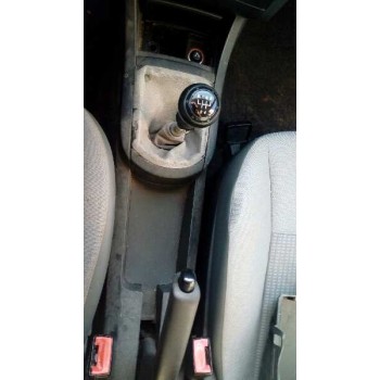 seat ibiza (6l1) del año 2002