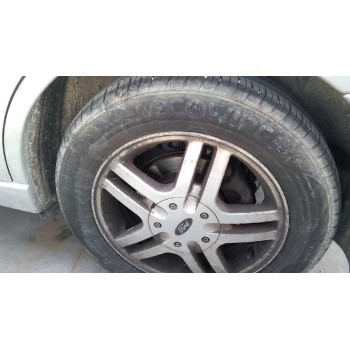 ford focus berlina (cak) del año 2001