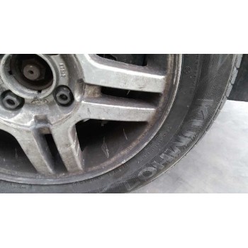 ford focus berlina (cak) del año 2001