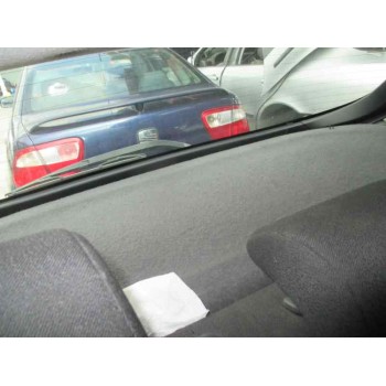 toyota corolla (e12) del año 2005