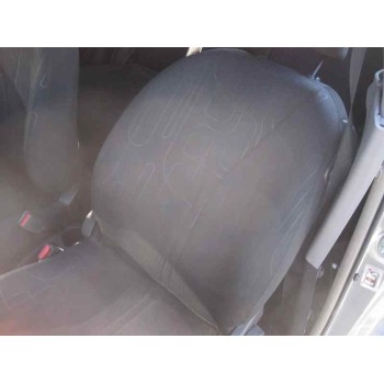 toyota yaris del año 2010