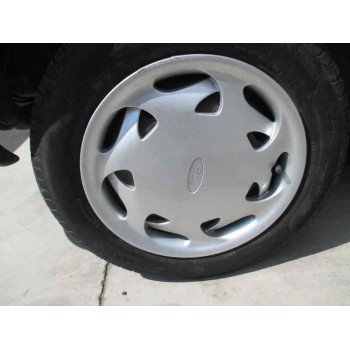 ford escort berlina/turnier del año 1995