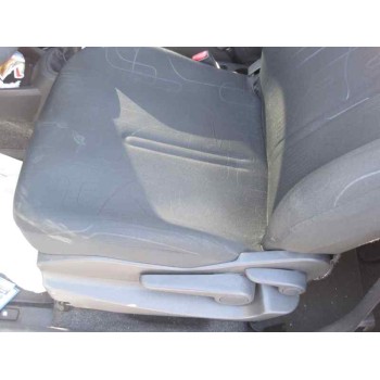 toyota yaris del año 2010