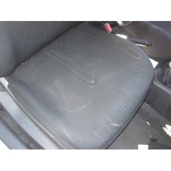 toyota yaris del año 2010