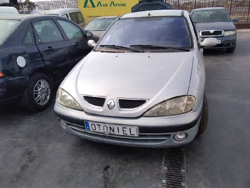renault megane i fase 2 berlina (ba0) del año 2001