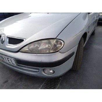 renault megane i fase 2 berlina (ba0) del año 2001
