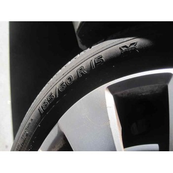 toyota yaris del año 2010