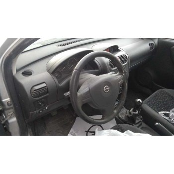 opel corsa c del año 2003