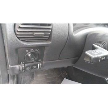 opel corsa c del año 2003