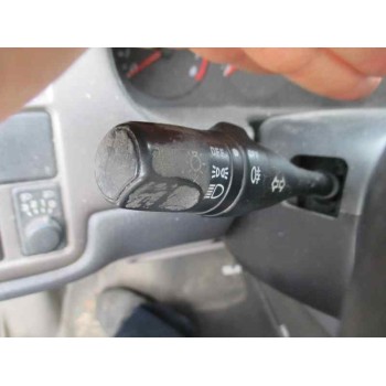 nissan primera berlina (p11) del año 2001