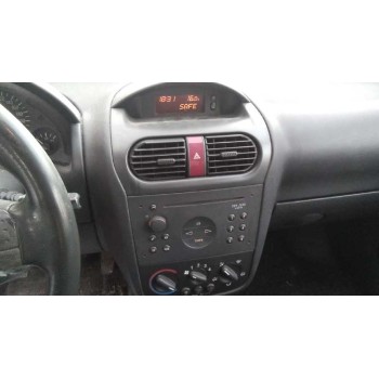 opel corsa c del año 2003