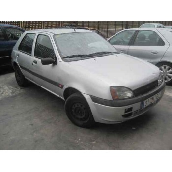 ford fiesta berlina (dx) del año 2000