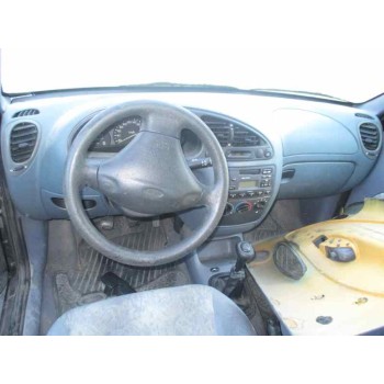 ford fiesta berlina del año 1997