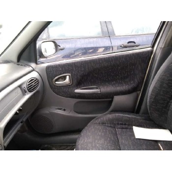 renault megane i fase 2 berlina (ba0) del año 2001