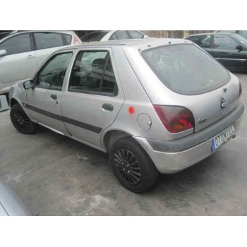 ford fiesta berlina (dx) del año 2000