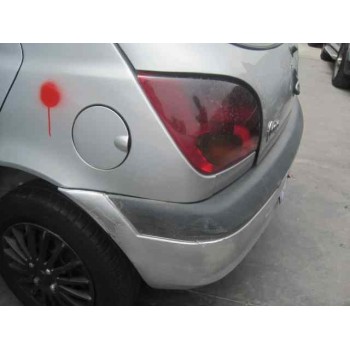 ford fiesta berlina (dx) del año 2000