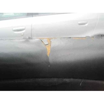 ford fiesta berlina (dx) del año 2000