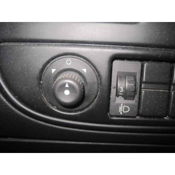 citroën xsara berlina del año 2001