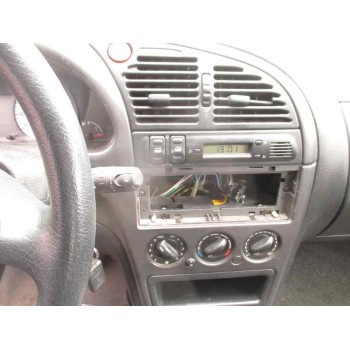 citroën xsara berlina del año 2000