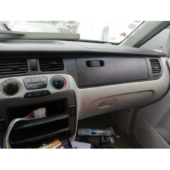 hyundai trajet (fo) del año 2005