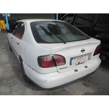 nissan primera berlina (p11) del año 2001