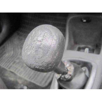 ford fiesta berlina (dx) del año 2000