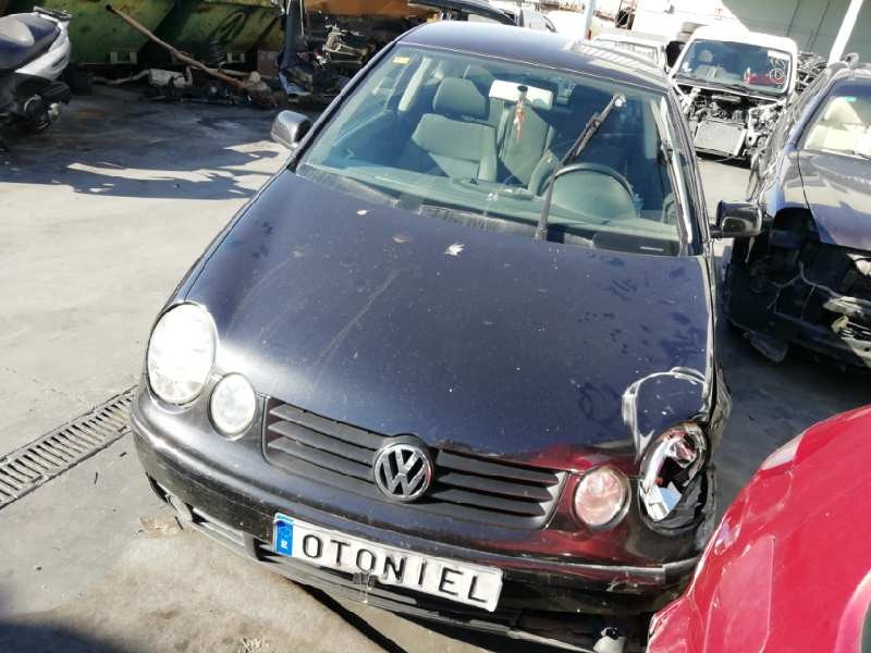 VOLKSWAGEN POLO (9N1)