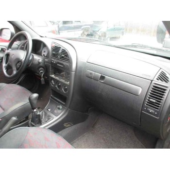 citroën xsara berlina del año 2000