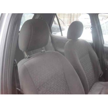 ford fiesta berlina (dx) del año 2000