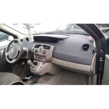 renault scenic ii del año 2006