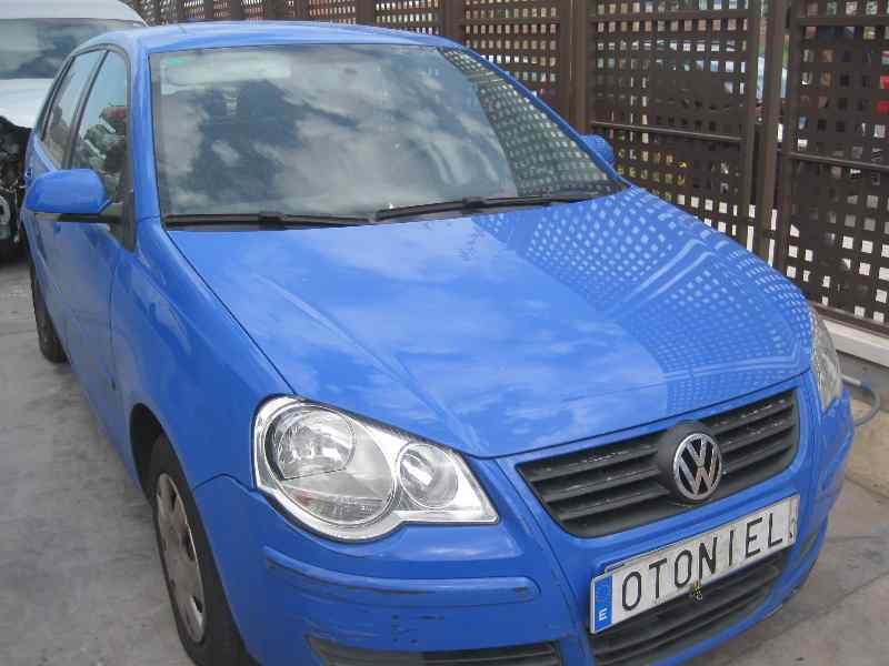 VOLKSWAGEN POLO (9N3)