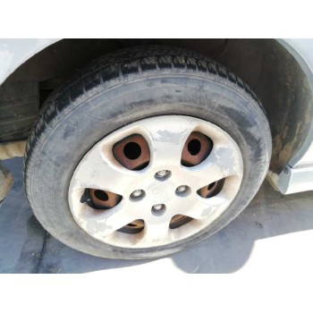 kia cerato del año 2004