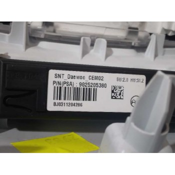 Recambio de luz interior para opel corsa f 1.2 referencia OEM IAM 39196874 9825295380 