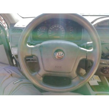 kia cerato del año 2004