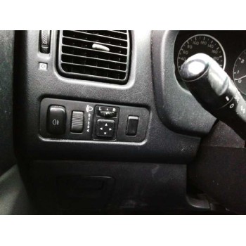 mitsubishi space star (dg0) del año 2004