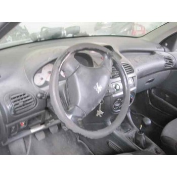 peugeot 206 berlina del año 1950