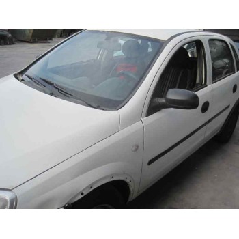 opel corsa c del año 2001