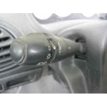 peugeot 206 berlina del año 1950