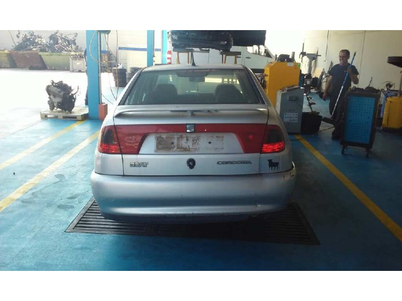 SEAT CORDOBA BERLINA (6K2)